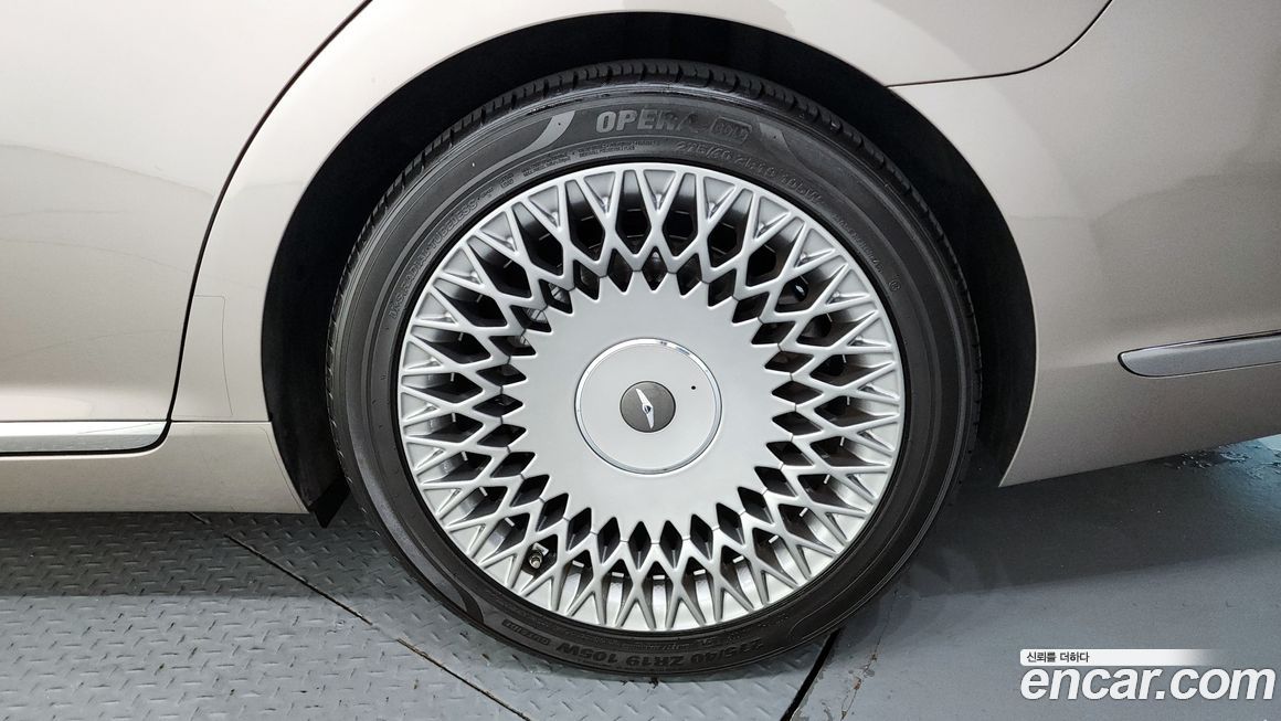 Genesis G90 2021
