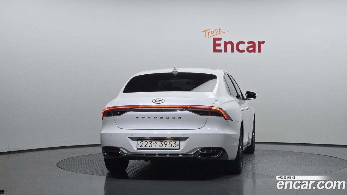 Hyundai Grandeur 2020