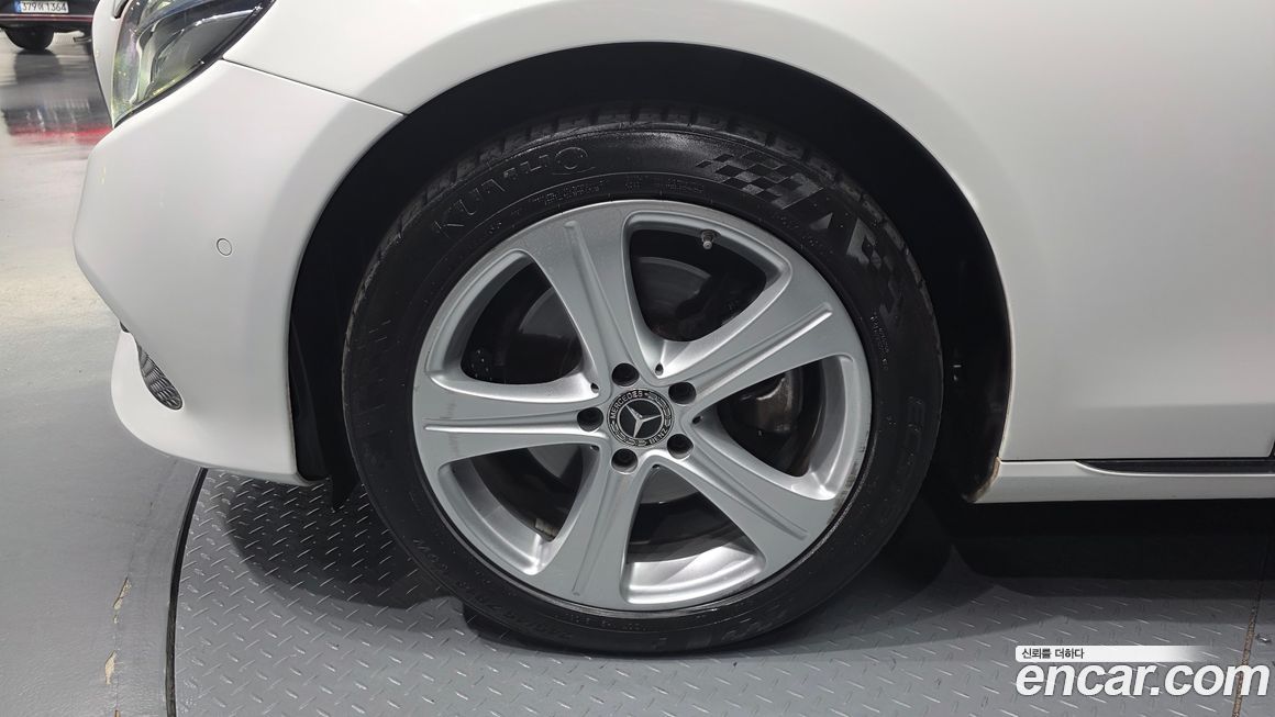 Mercedes-Benz E-Class 2018