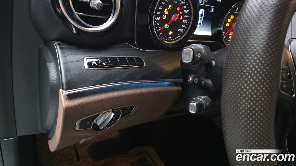 Mercedes-Benz E-Class 2018