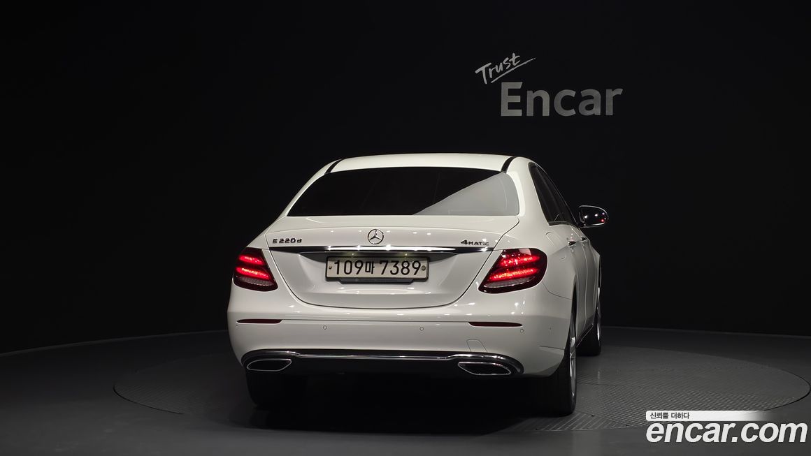 Mercedes-Benz E-Class 2018