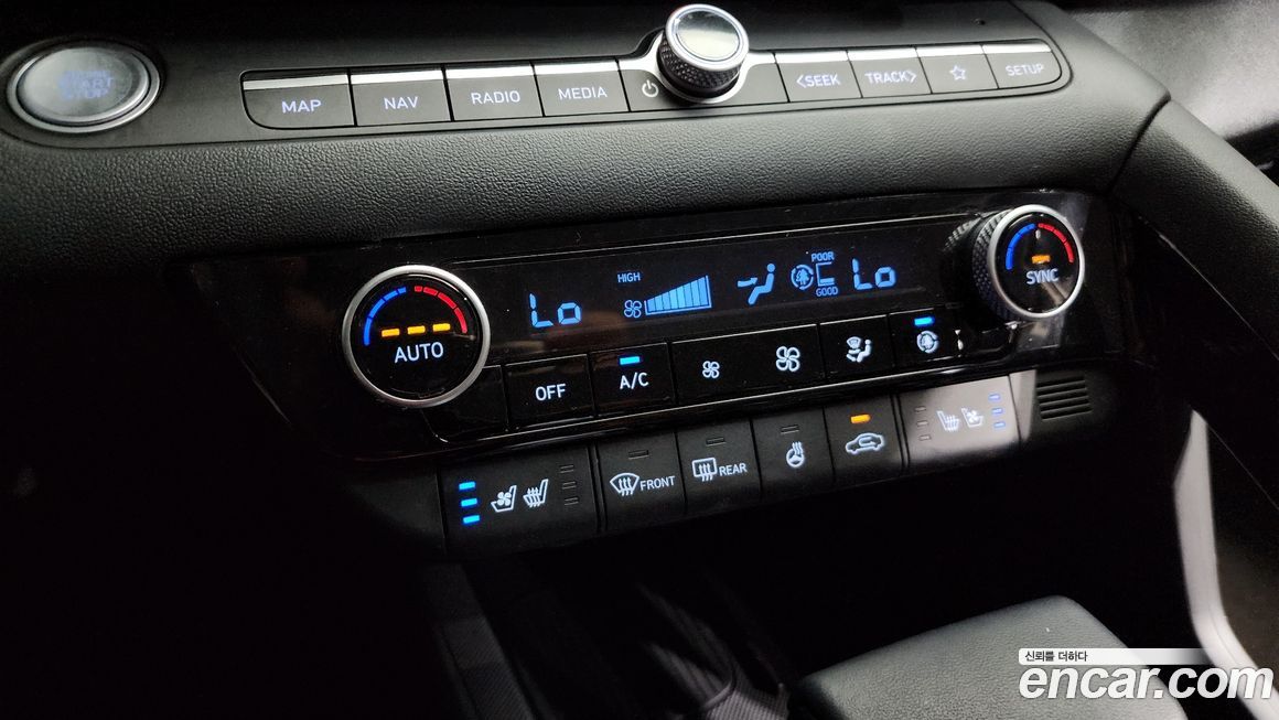 Hyundai AVANTE 2025