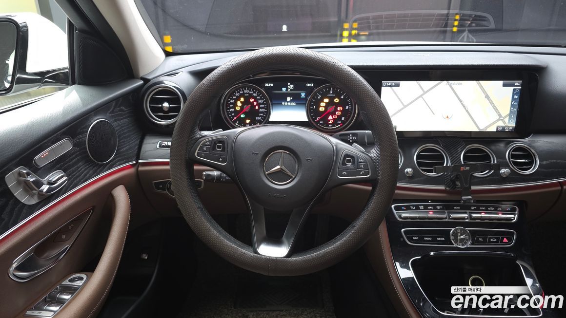 Mercedes-Benz E-Class 2018