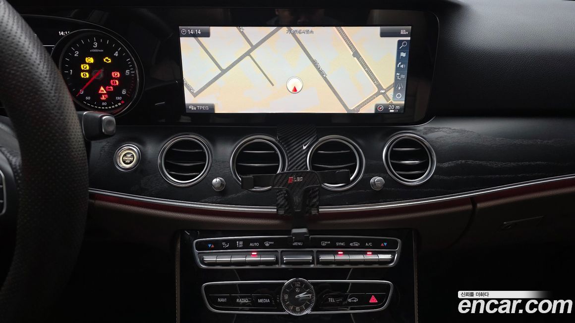 Mercedes-Benz E-Class 2018