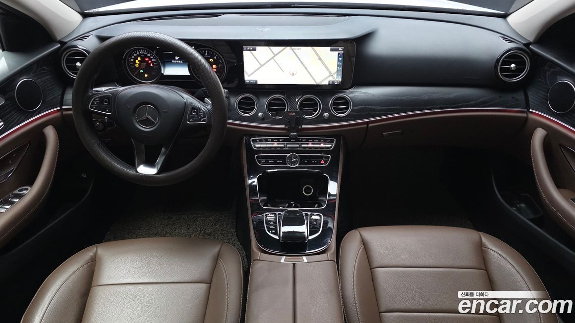 Mercedes-Benz E-Class 2018