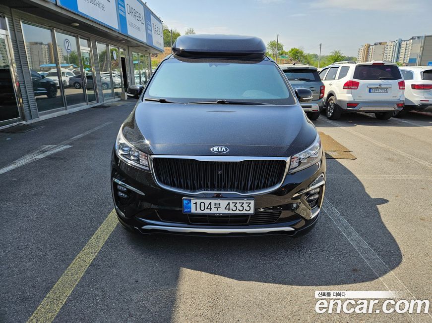 Kia Canival 2019