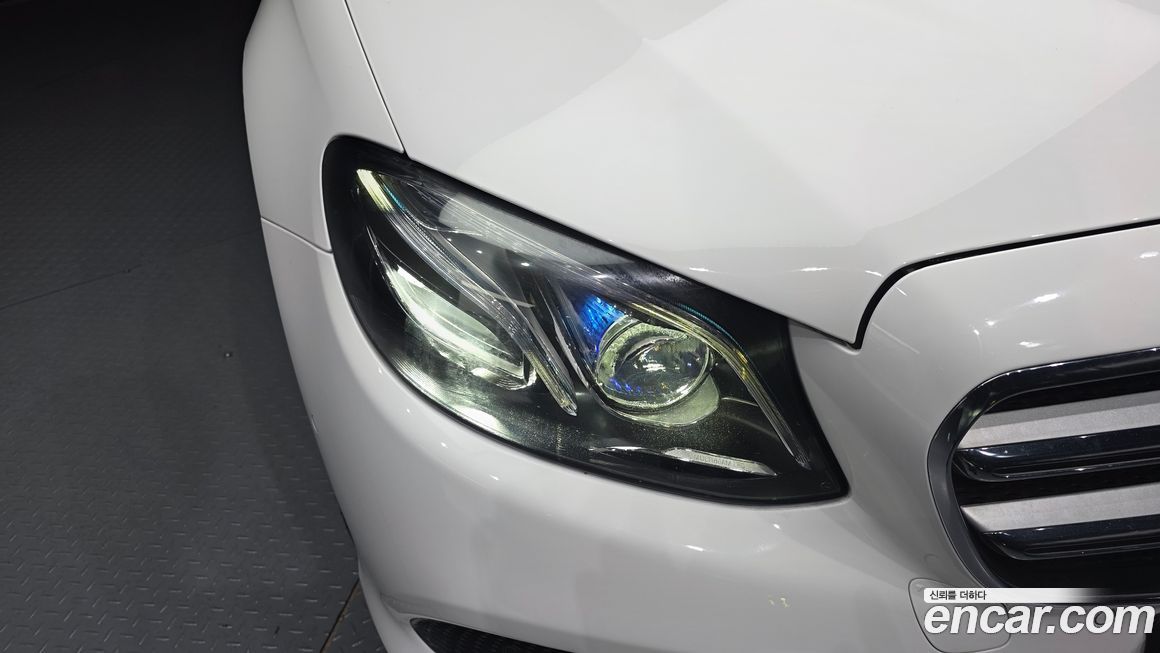 Mercedes-Benz E-Class 2018