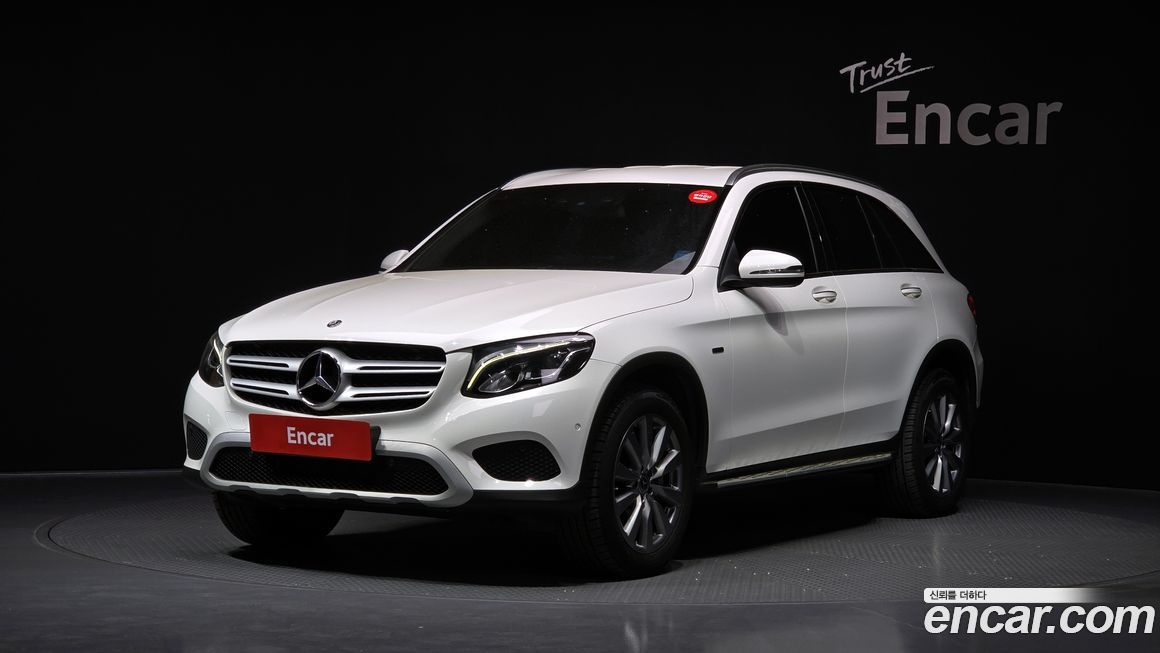 Mercedes-Benz GLC-Class 2019