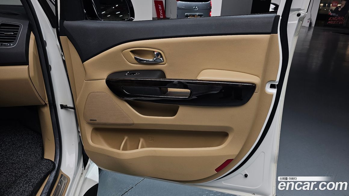 Kia Canival 2020