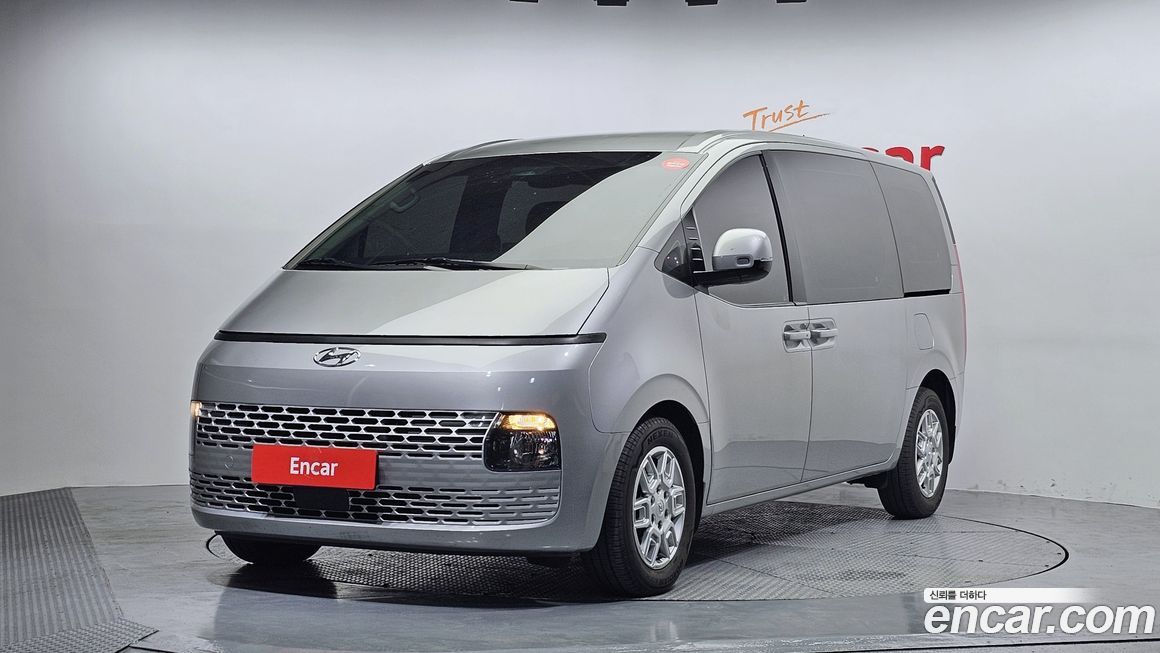 Hyundai Staria 2023
