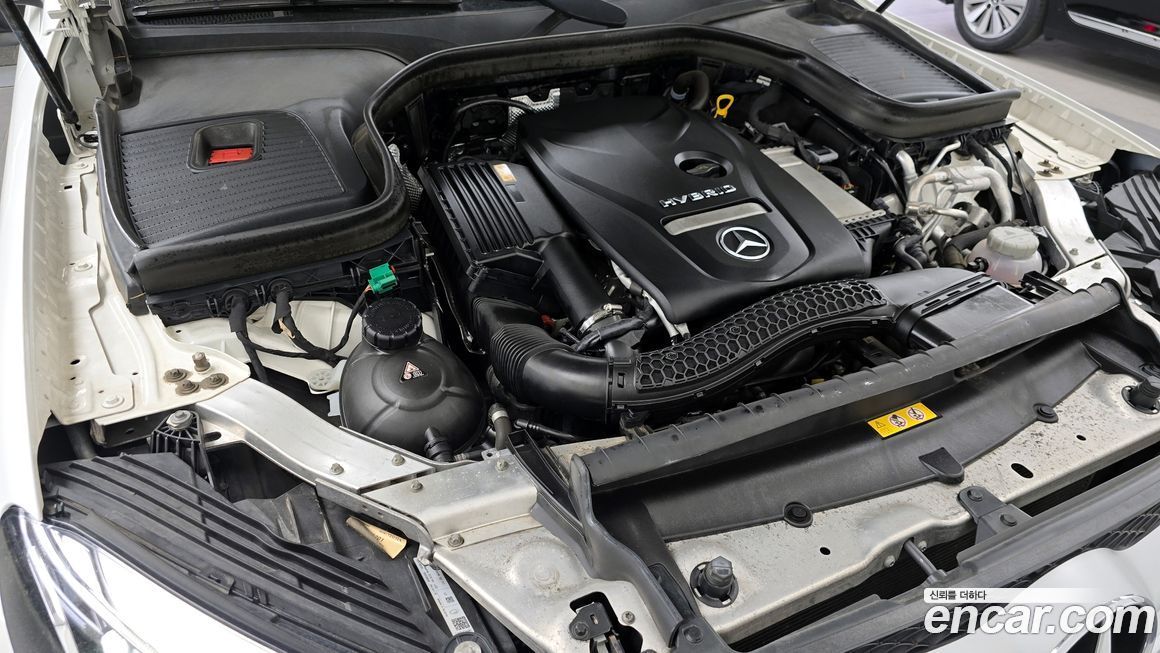 Mercedes-Benz GLC-Class 2019