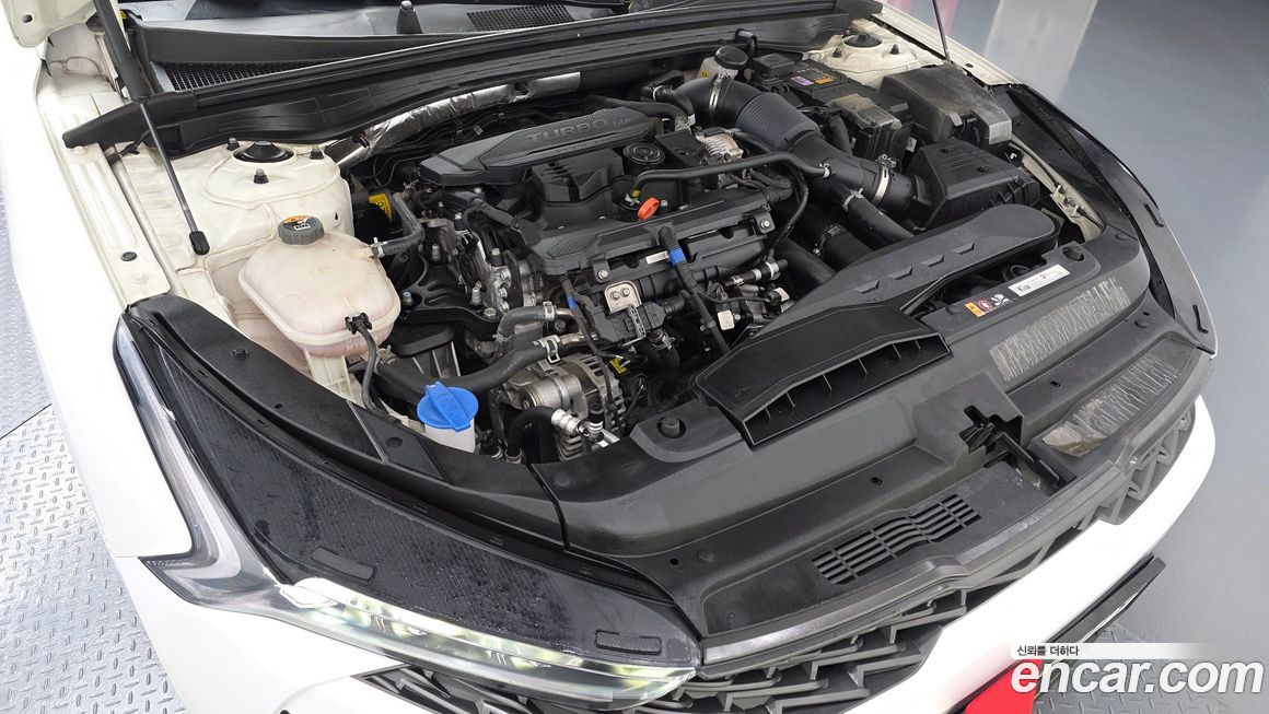 Kia K5 2023