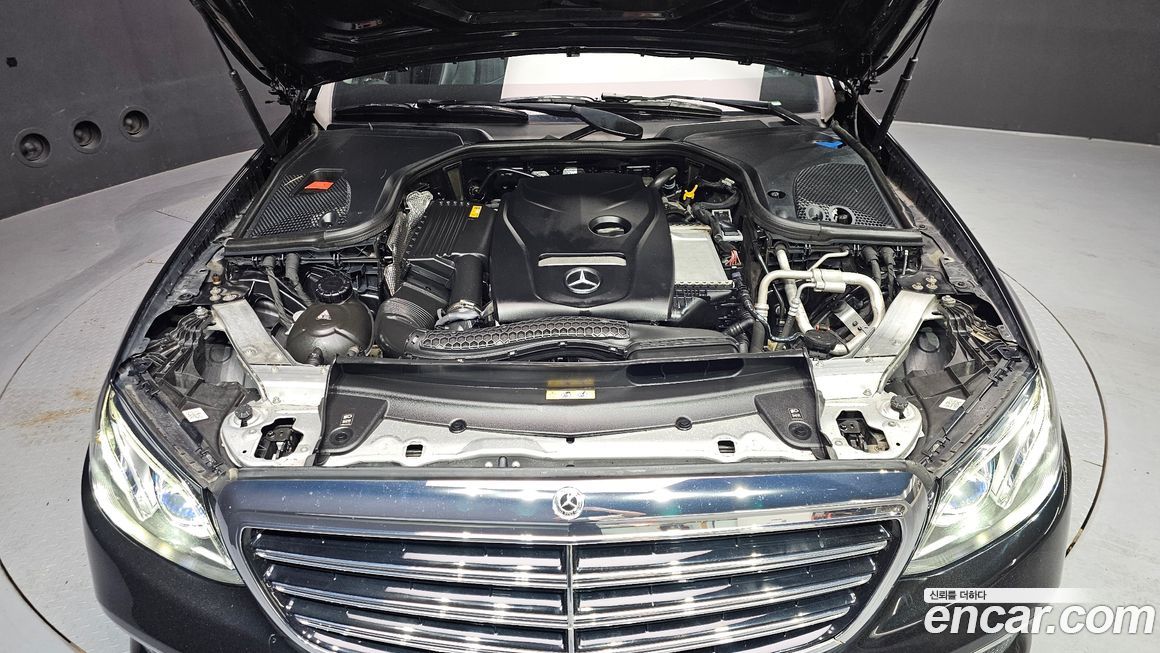 Mercedes-Benz E-Class 2019