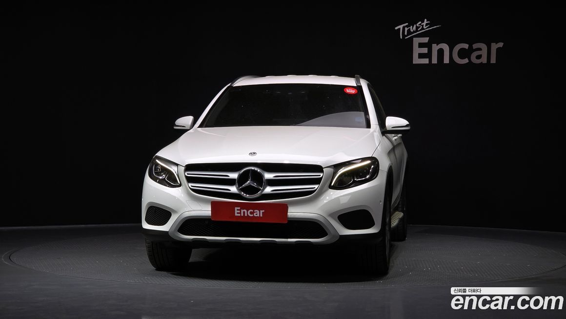 Mercedes-Benz GLC-Class 2019