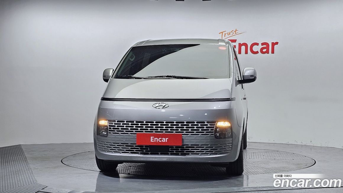 Hyundai Staria 2023