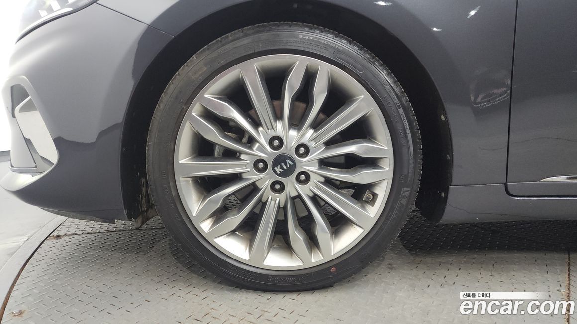 Kia K7 2020