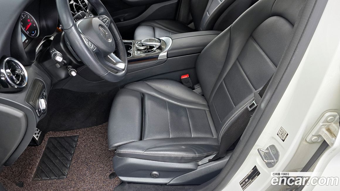 Mercedes-Benz GLC-Class 2019