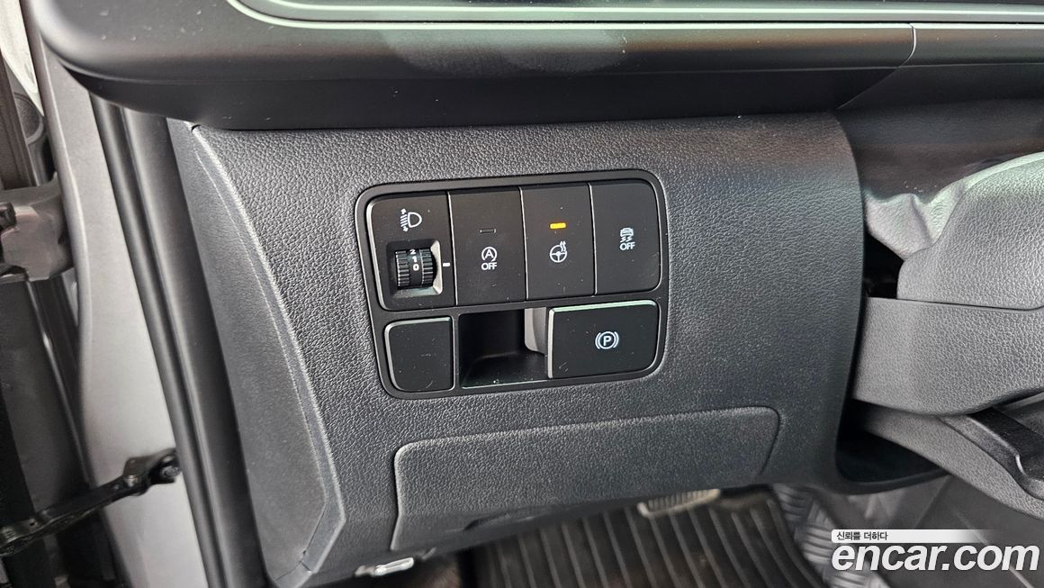 Hyundai Staria 2023