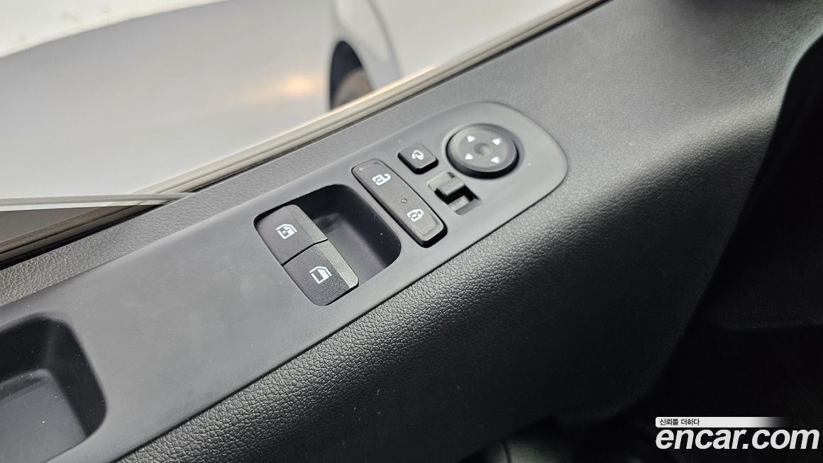 Hyundai Staria 2023