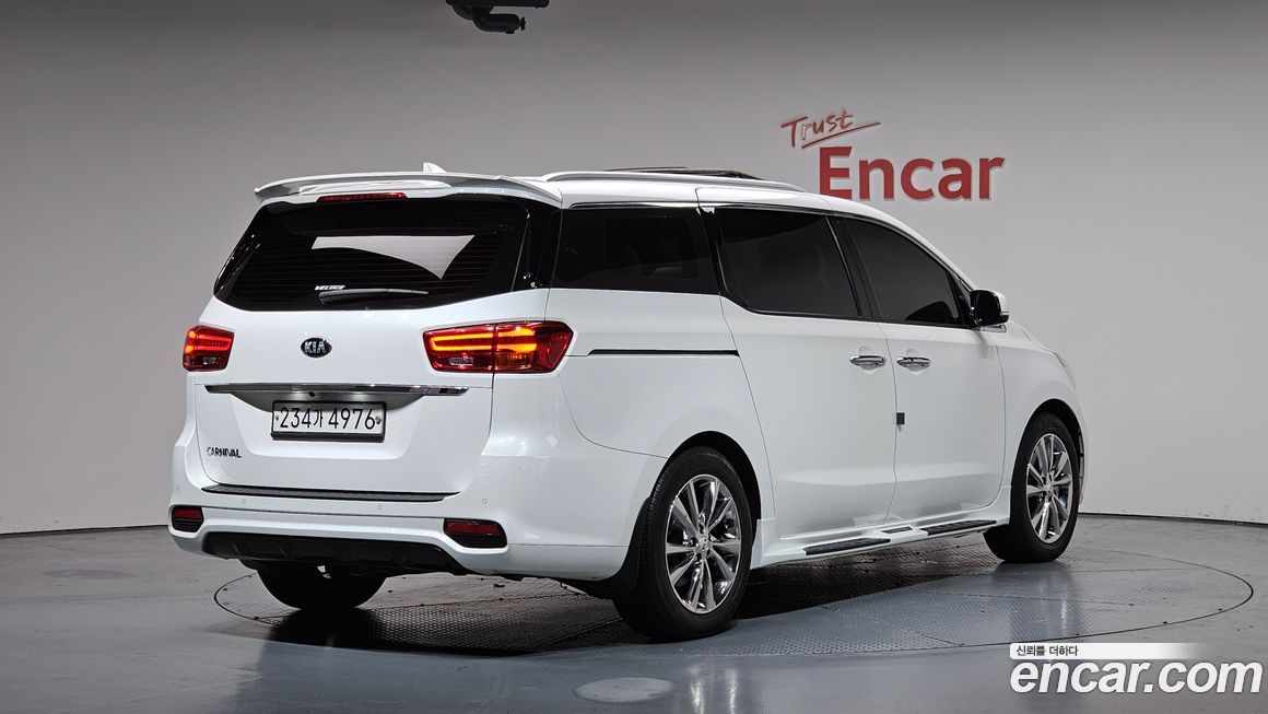 Kia Canival 2020