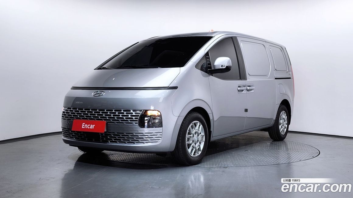 Hyundai Staria 2024