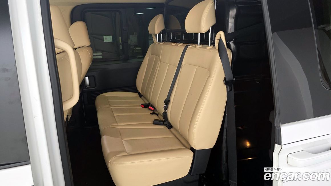Hyundai Staria 2022