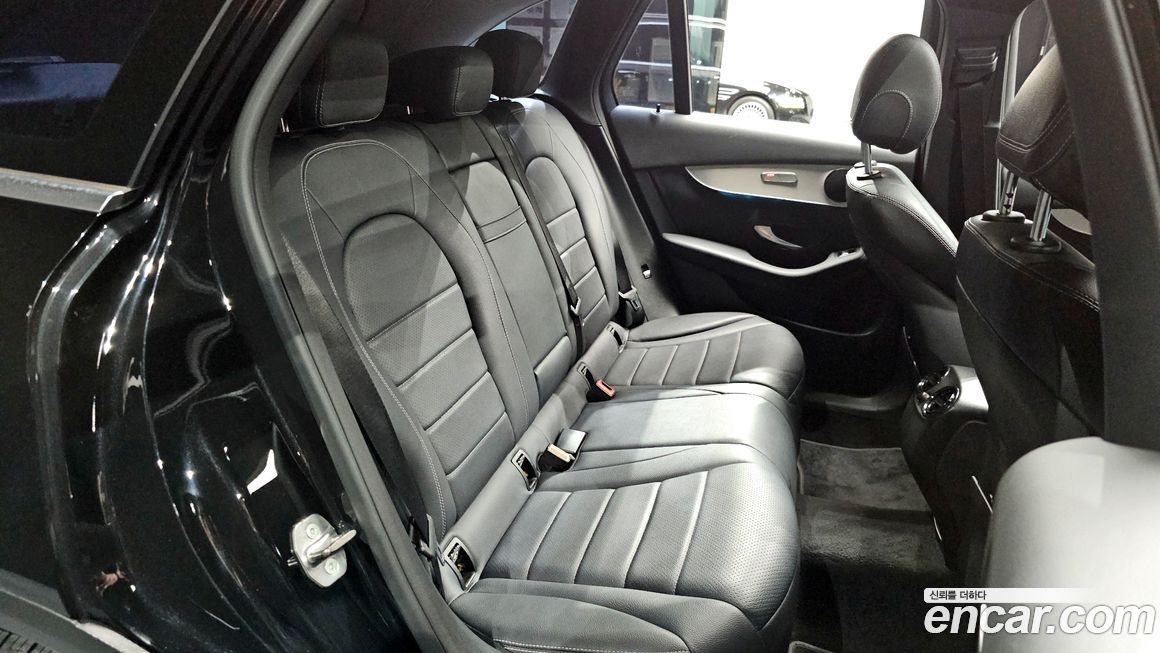 Mercedes-Benz GLC-Class 2017