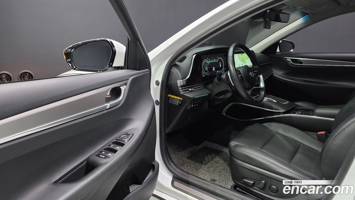 Hyundai Grandeur 2020