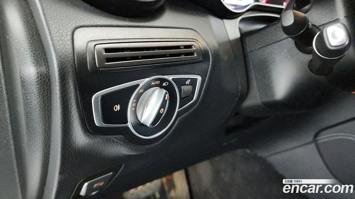 Mercedes-Benz GLC-Class 2019