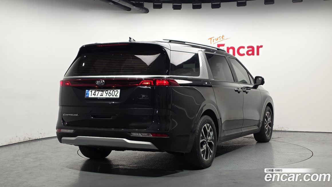 Kia Canival 2021