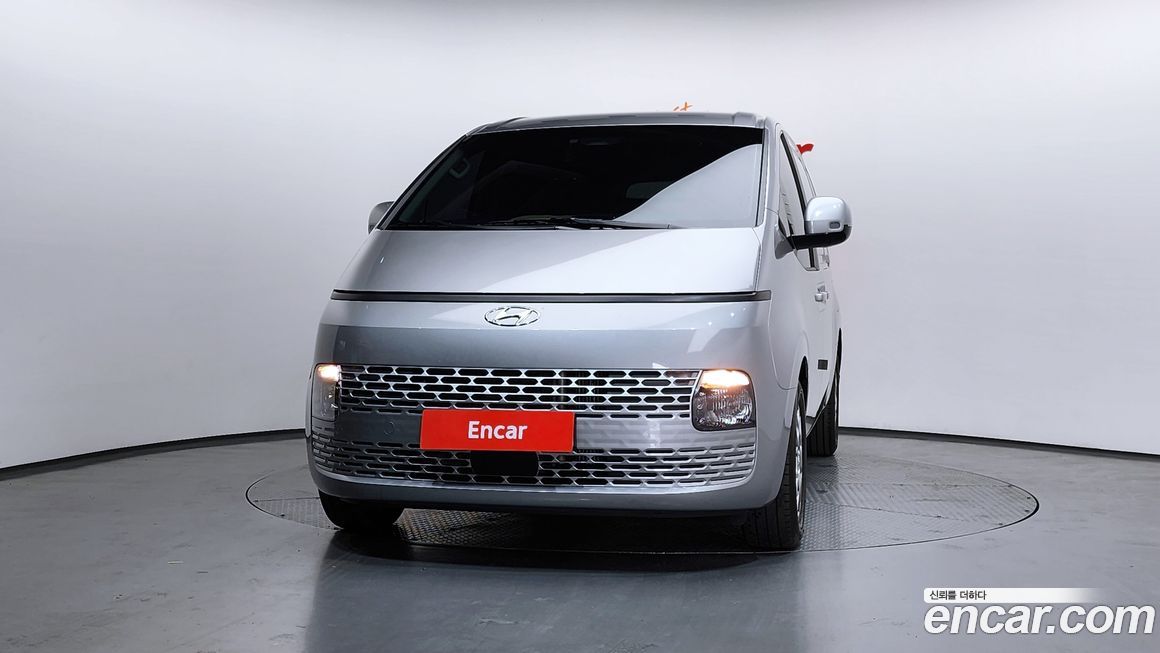 Hyundai Staria 2024