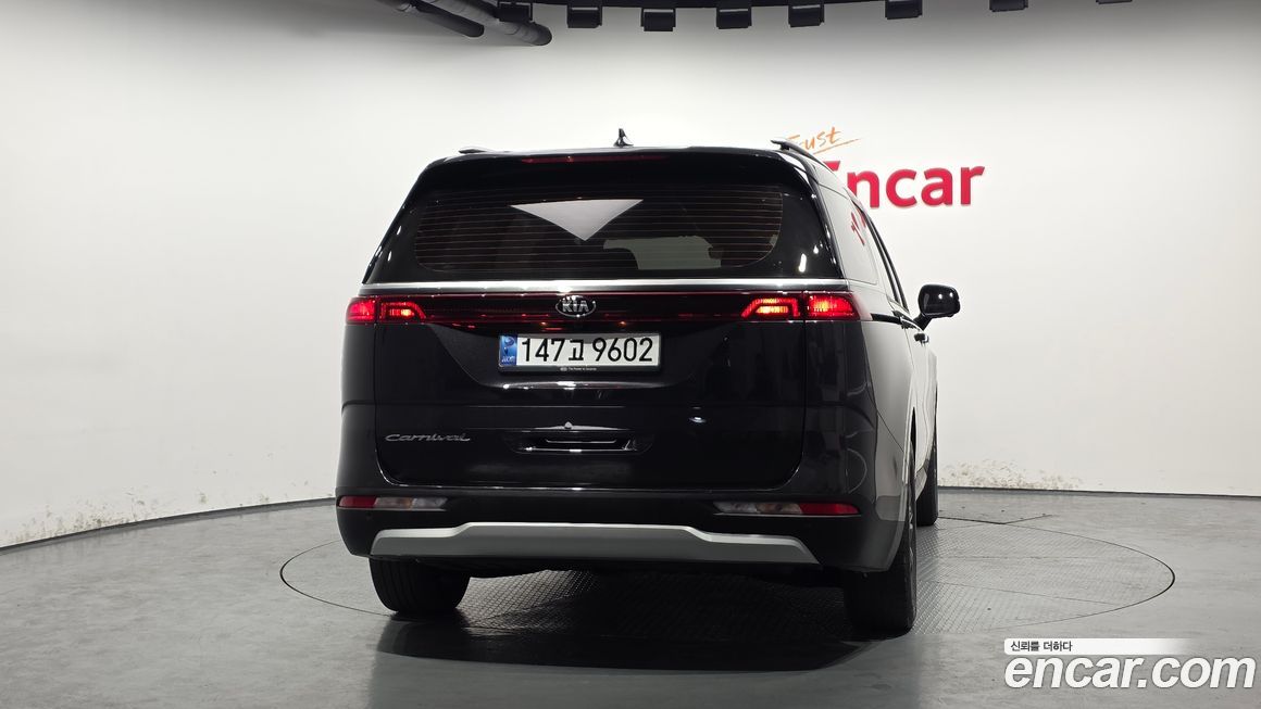 Kia Canival 2021