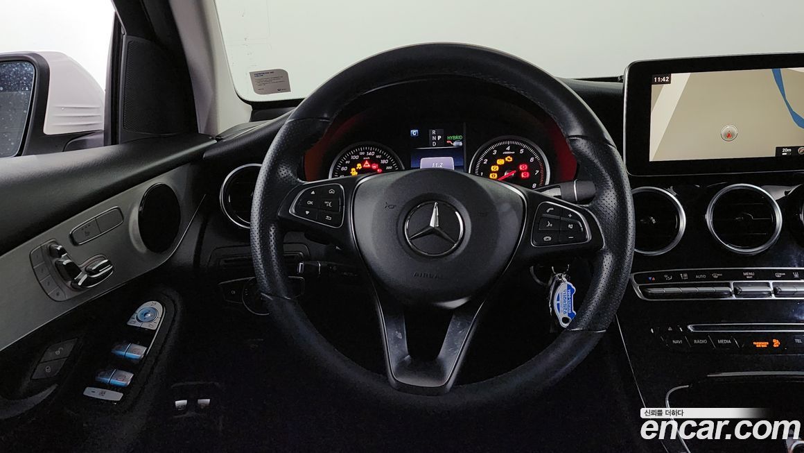 Mercedes-Benz GLC-Class 2019