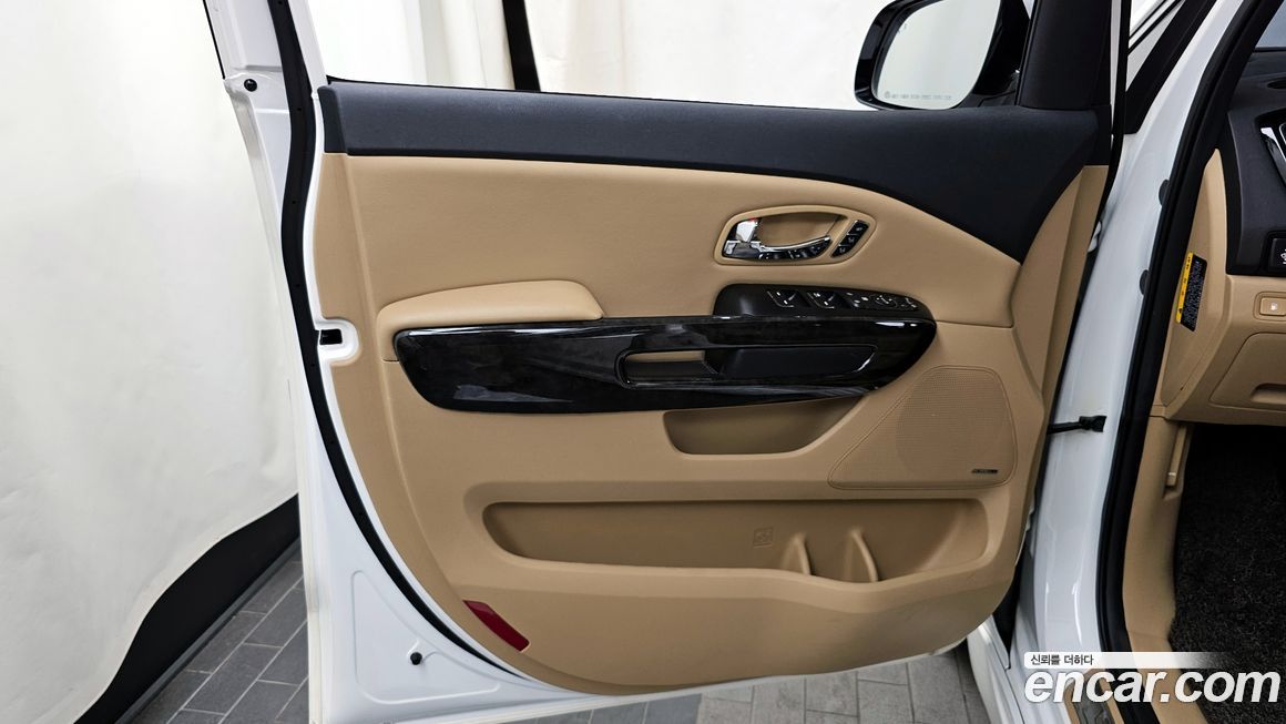 Kia Canival 2020