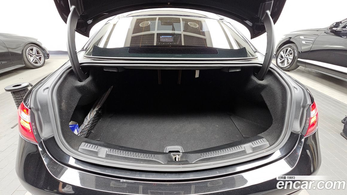 Mercedes-Benz E-Class 2017