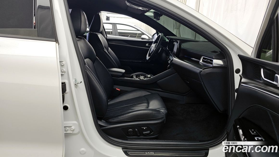 Kia K5 2023