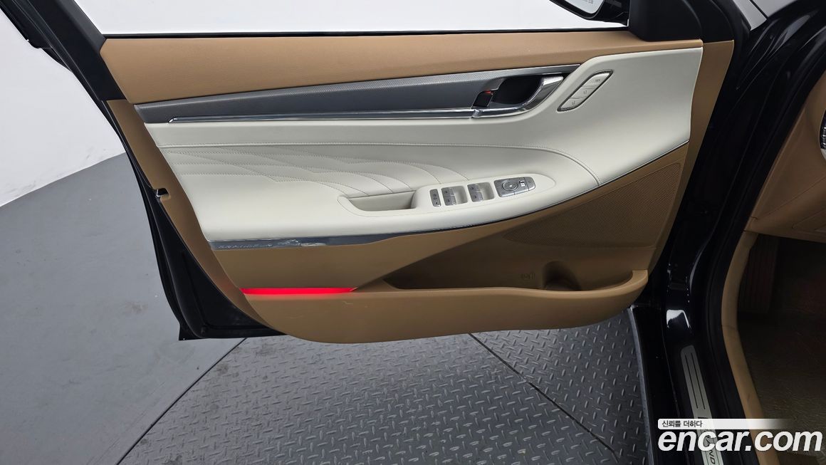 Hyundai Grandeur 2021