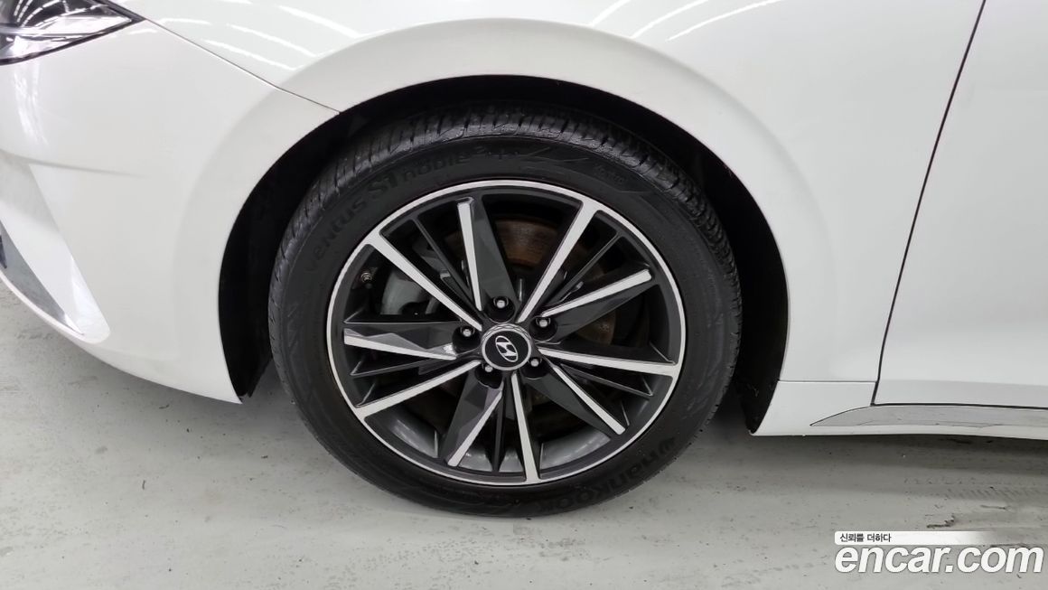 Hyundai Grandeur 2020