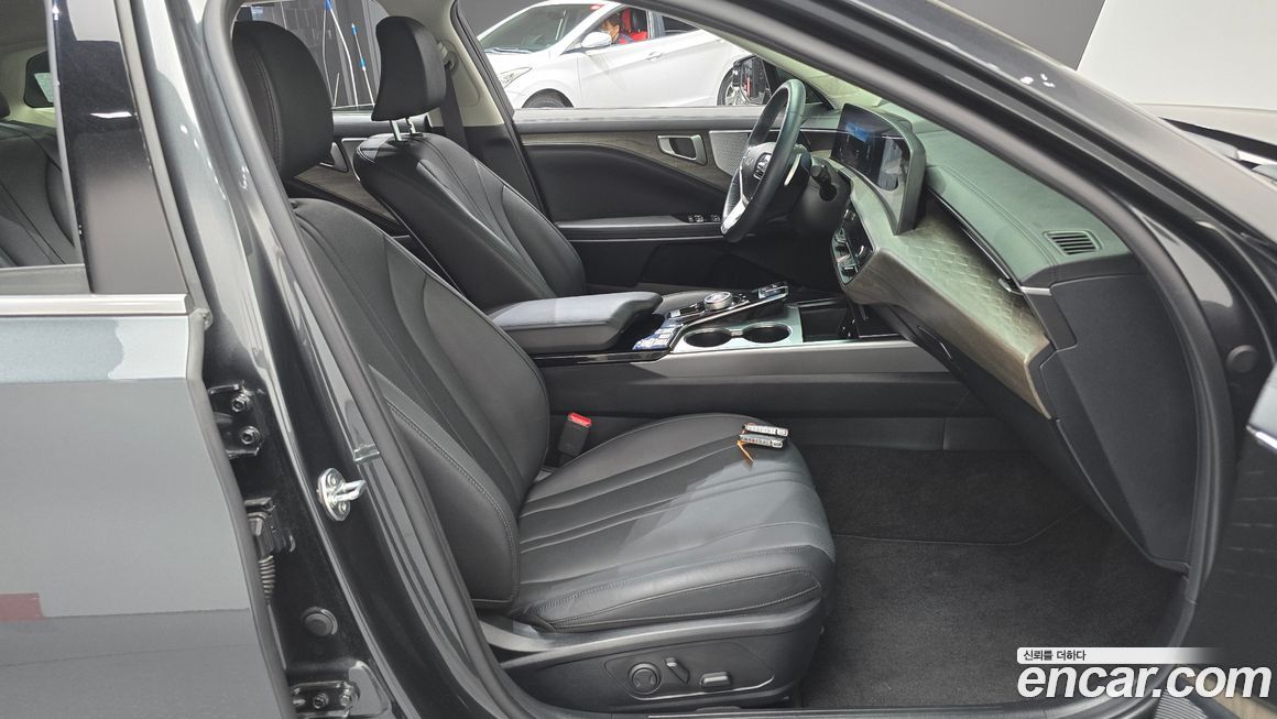 Kia K8 2024