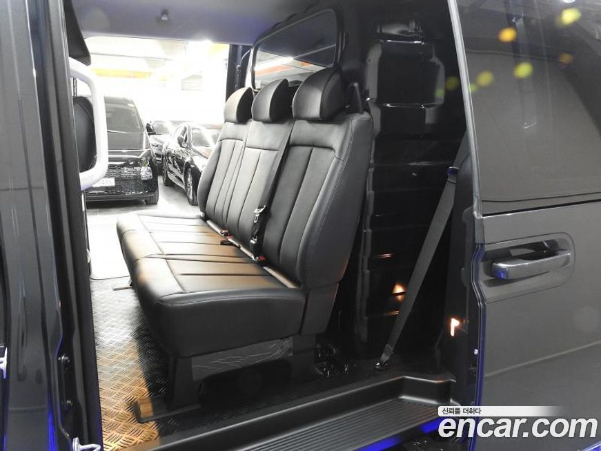 Hyundai Staria 2025