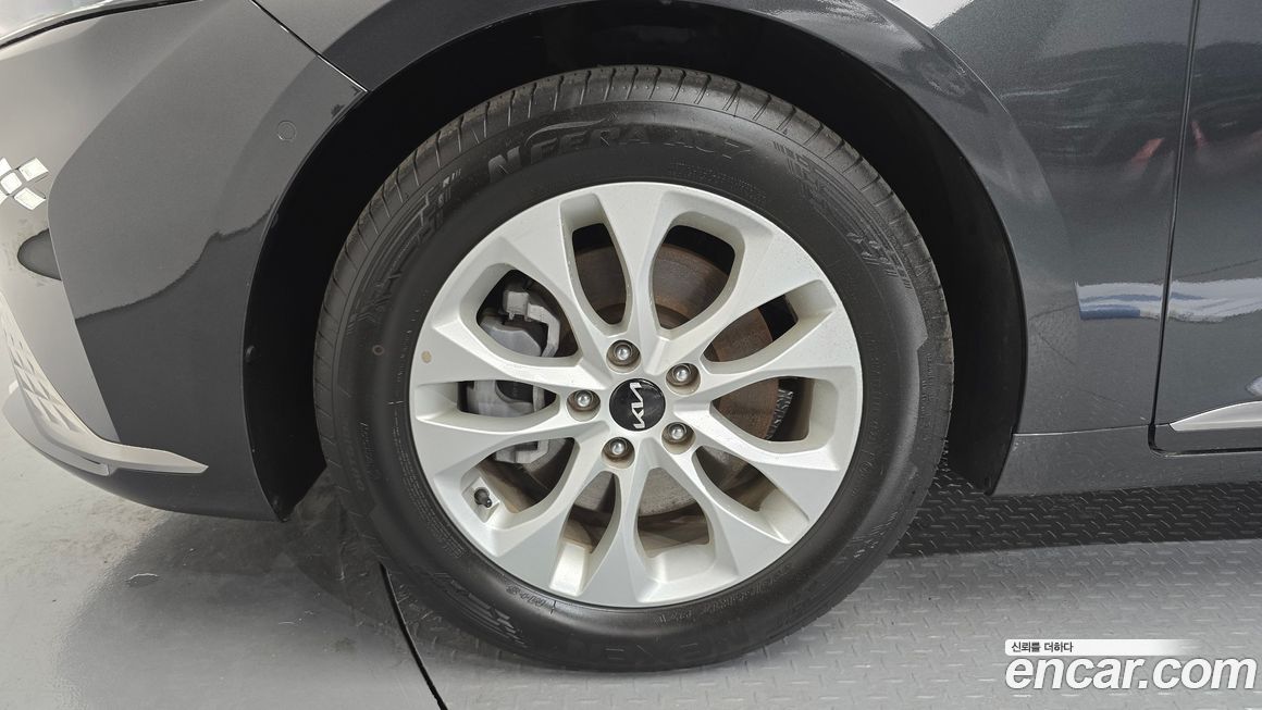 Kia K8 2024