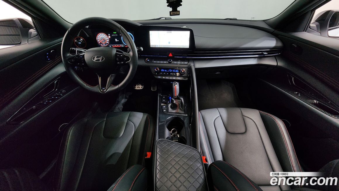 Hyundai AVANTE 2024
