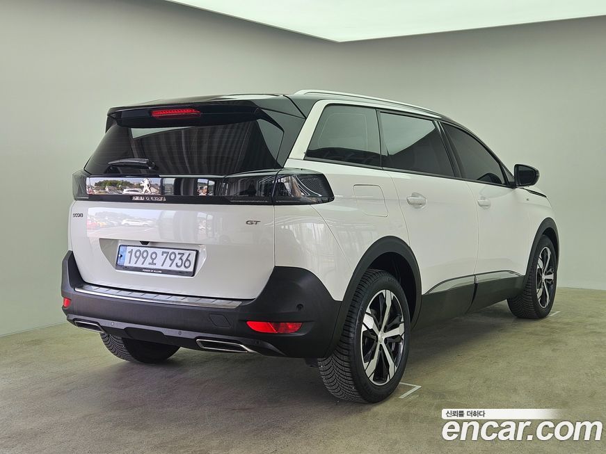Peugeot 5008 2022