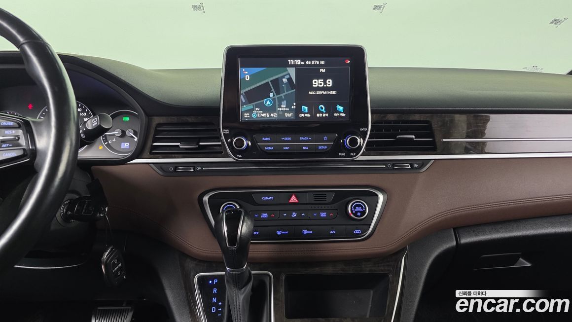 Hyundai Starex 2020