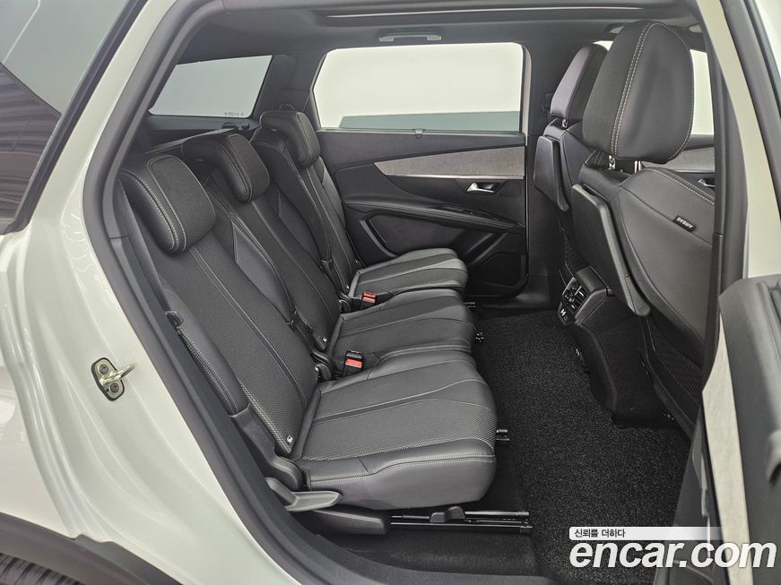 Peugeot 5008 2022