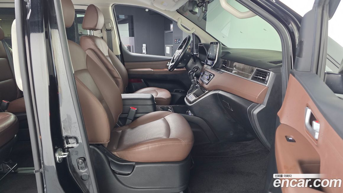 Hyundai Starex 2020