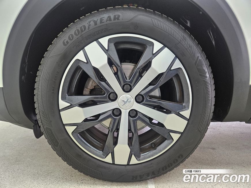 Peugeot 5008 2022
