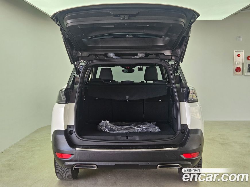 Peugeot 5008 2022