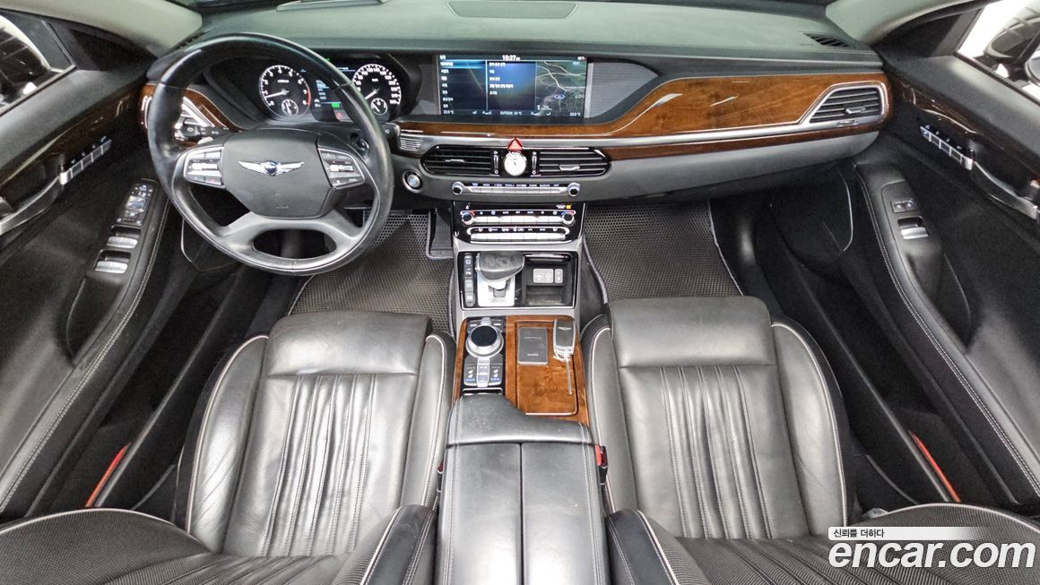 Genesis EQ900 2018