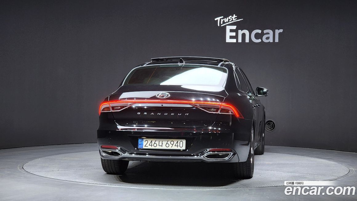 Hyundai Grandeur 2022